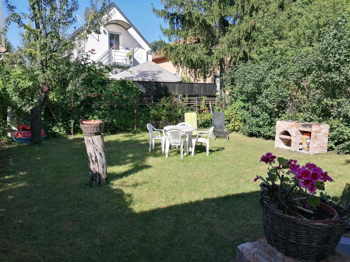 Menta Apartman Mezokovesd Exterior photo